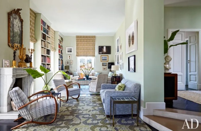 How to decorate a very narrow living room